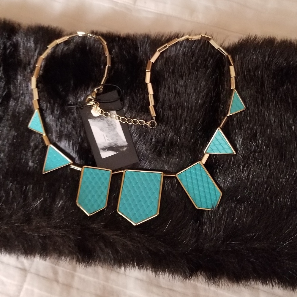 Beautiful necklace reversible Turquoise to gold